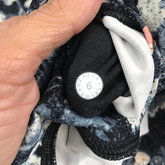 Lululemon Wunder Under Hi-rise tights - Picture 7 of 7